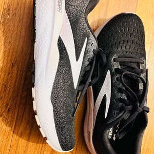 Brooks ghost 16 Women's Running Sneakers